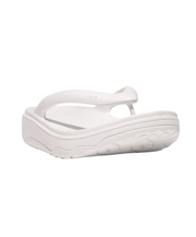 FitFlop Relieff Recovery Toe Post Sandals White